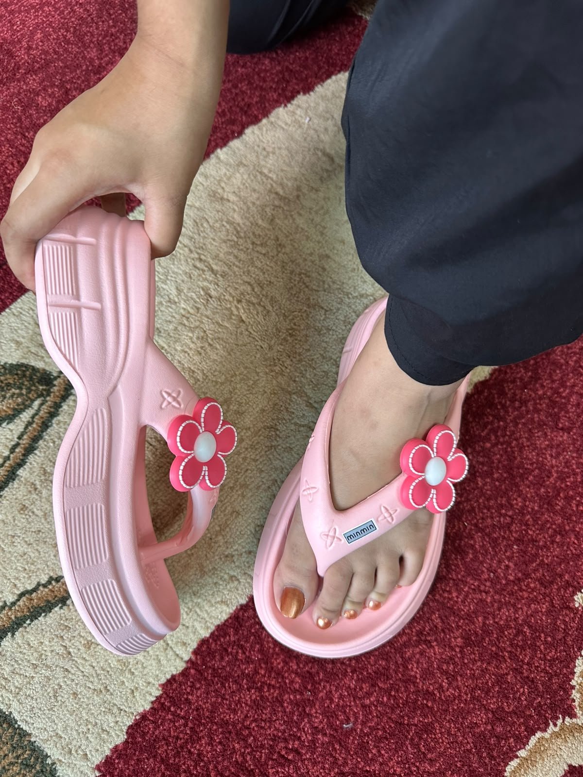 Women’s lightweight waterproof balanced heel sandal in Pink