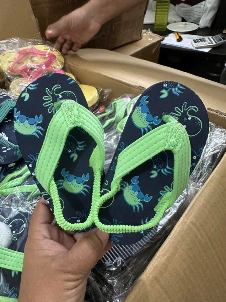Kids Step Design 3 EVA flip-flops in Green