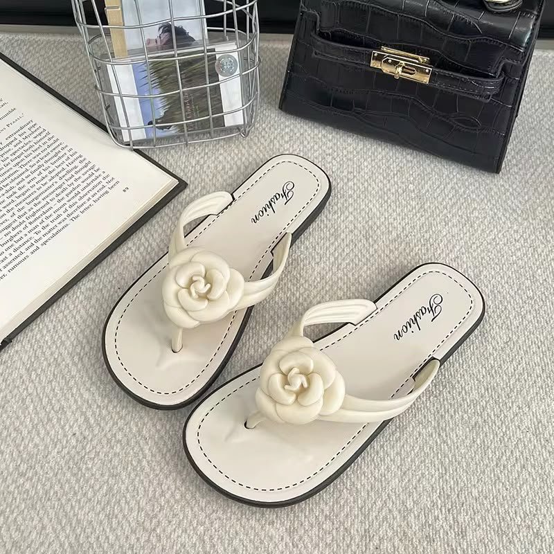 Women’s Rose-Design PVC flat sandals in White